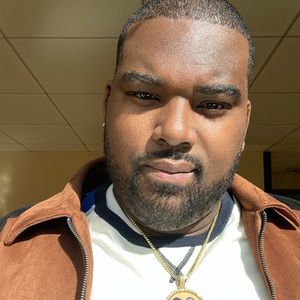 Meet your Posher, Johnnie